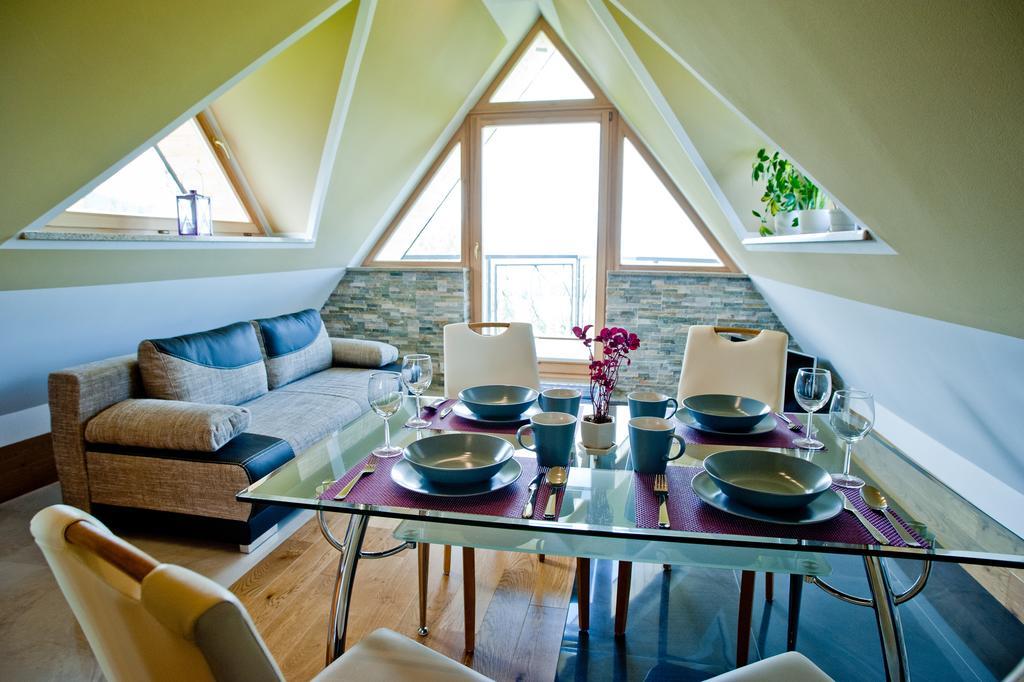 Toporowa Cyrhla Apartment
